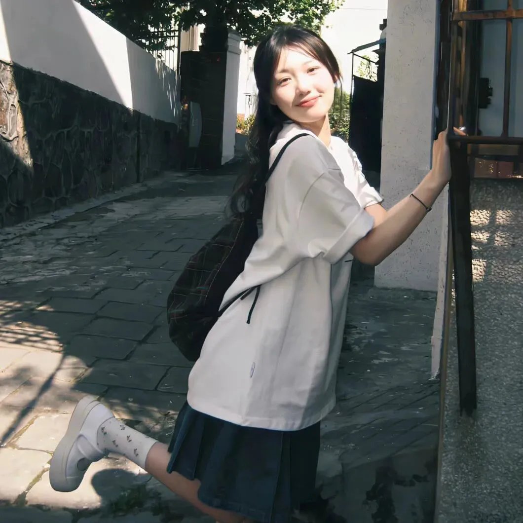 深夜盛夏 海报